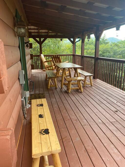Bear Country Cabin Sevierville Exteriör bild