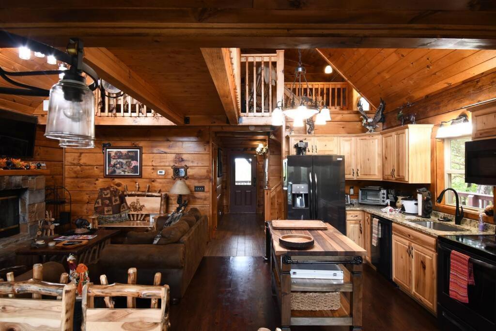 Bear Country Cabin Sevierville Exteriör bild
