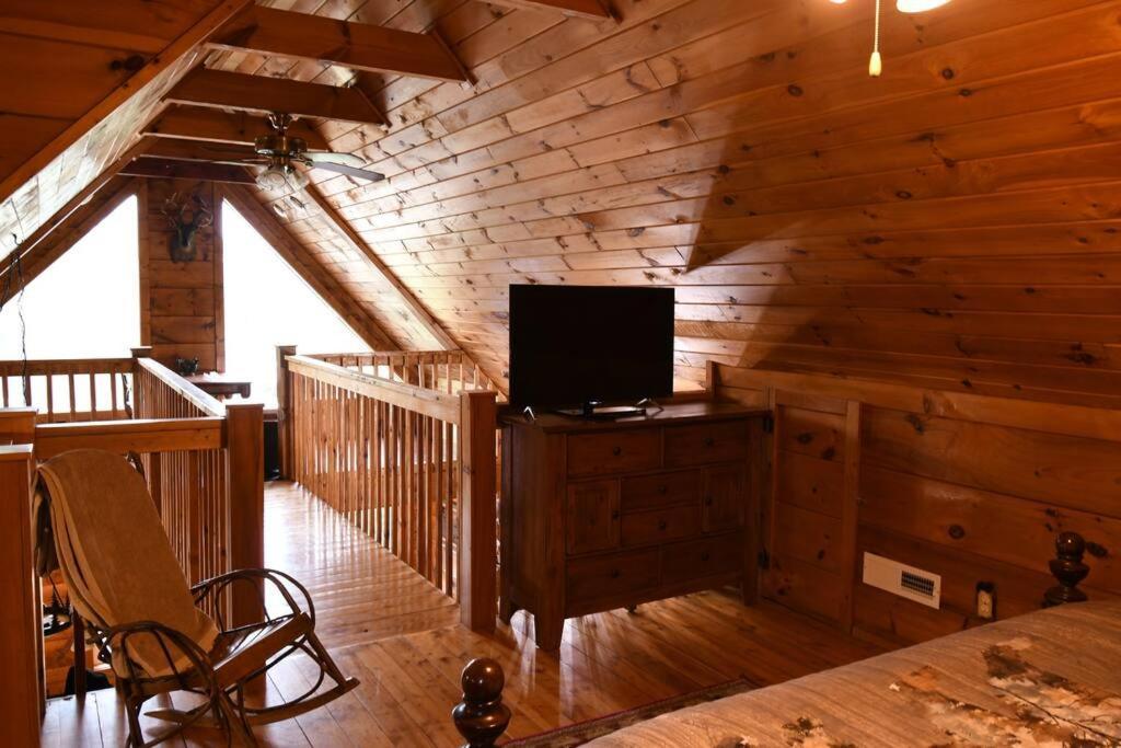 Bear Country Cabin Sevierville Exteriör bild