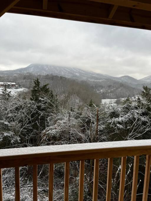 Bear Country Cabin Sevierville Exteriör bild